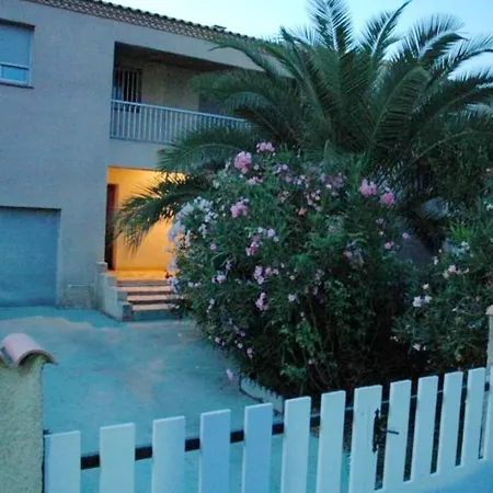 Ξενοδοχείο De 3 Avec Piscine Privee Et Jardin Clos A A 2 Km De La 4*